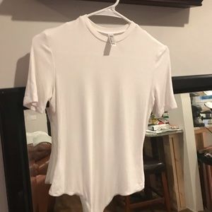 Ribbed white bodycon t-shirt